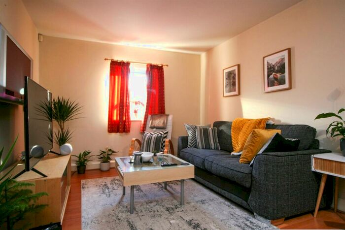 1 Bedroom Apartment To Rent In Rickman Drive, Birmingham, B15