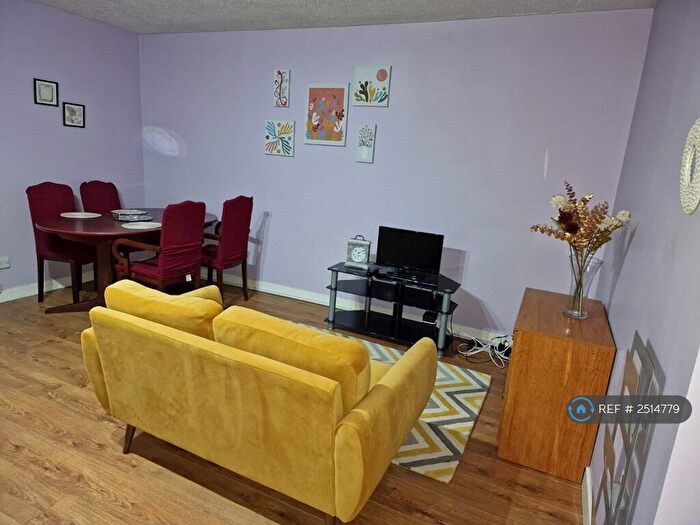 1 Bedroom Flat To Rent In Dorset Square, Glasgow, G3