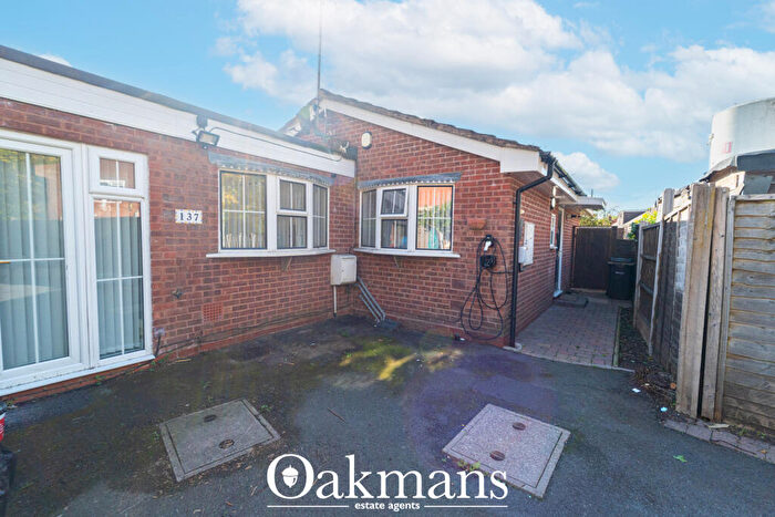 3 Bedroom Bungalow For Sale In Bell Holloway, Birmingham, B31