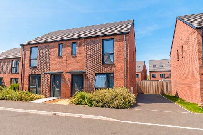 3 Bedroom Semi-Detached House For Sale In Deepwater Drive, Newport, NP19