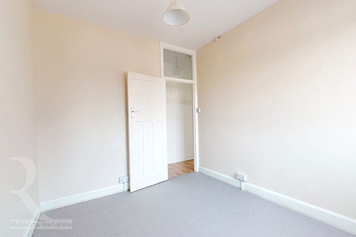 2 Bedroom Flat To Rent In All Souls Avenue, London, NW10