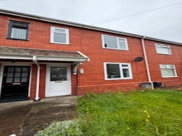 3 Bedroom Property To Rent In Grove Road, Clydach, Swansea, SA6