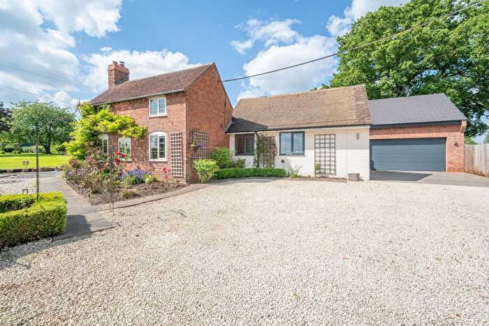 4 Bedroom Detached House For Sale In Ockeridge, Wichenford, Worcester, WR6