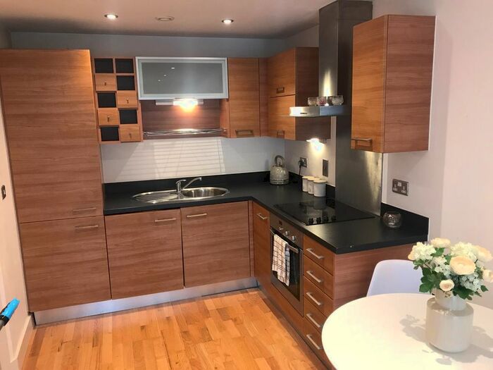 1 Bedroom Flat To Rent In Cartier House, The Boulevard, Leeds, West Yorkshire, LS10