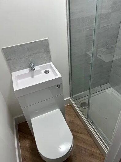 1 Bedroom Flat To Rent In Kilburn High Road, London, NW6