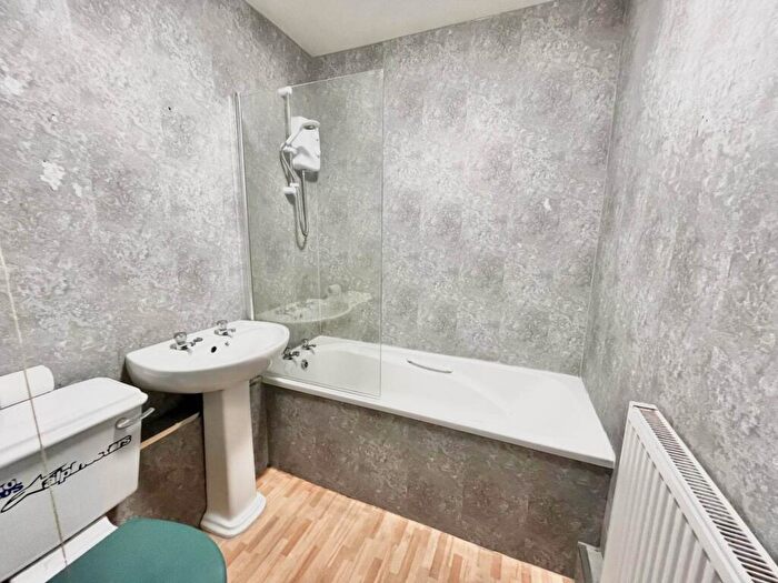 Studio To Rent In Woodlands, Newcastle Upon Tyne, NE15