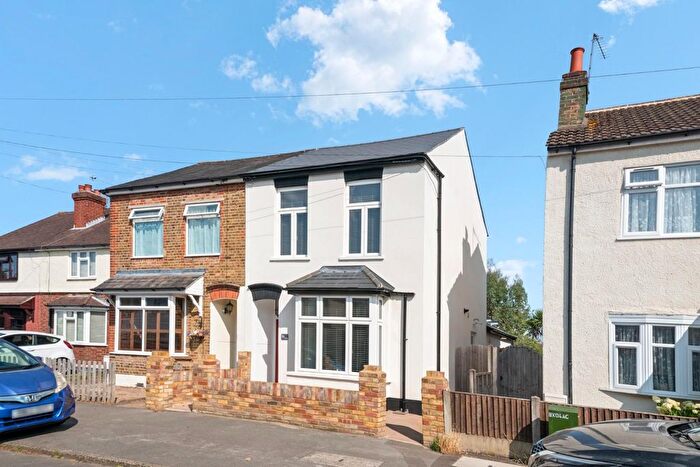 3 Bedroom Semi-detached House For Sale In Park Road, Ashford, TW15