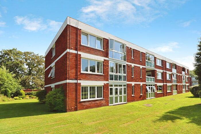 2 Bedroom Flat For Sale In Marlborough Drive, Frenchay, Bristol, BS16