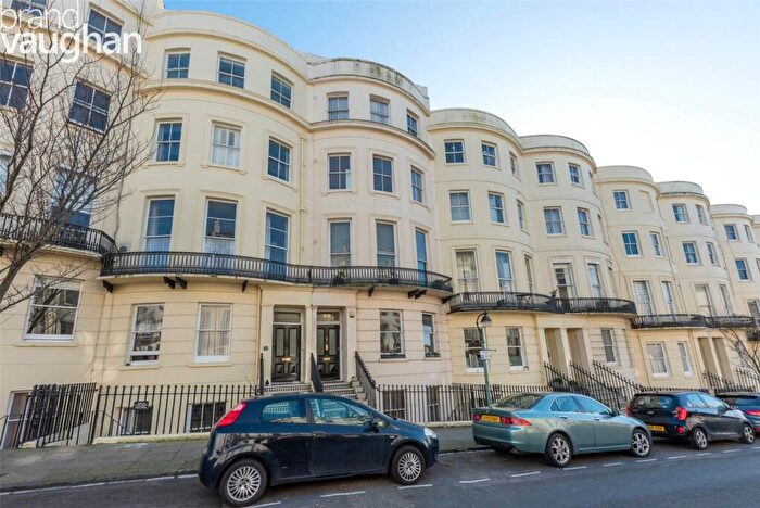 Flat For Sale In Brunswick Place, Hove, BN3