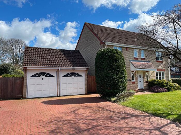 4 Bedroom Detached House To Rent In Downing Close, Bury St. Edmunds, Suffolk, IP32
