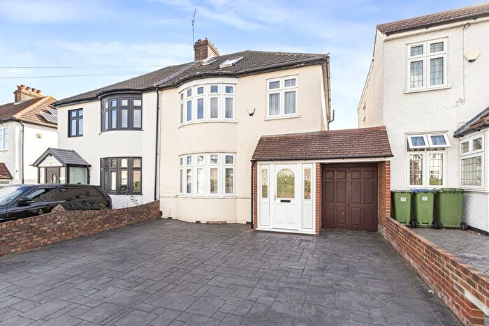 4 Bedroom Semi Detached House For Sale In Westwood Lane, South Welling, Kent, DA16
