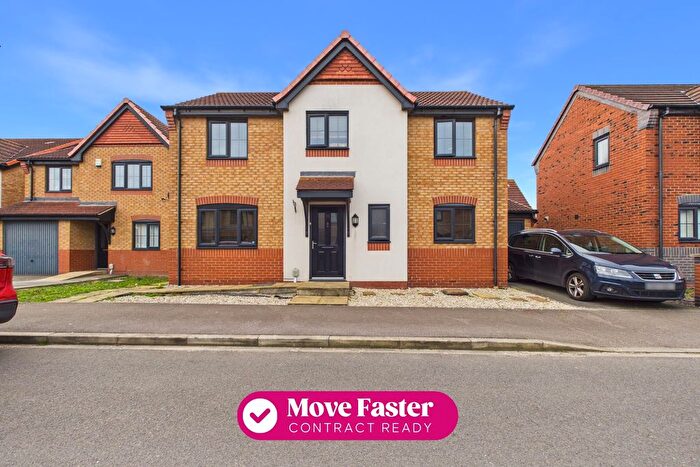 3 Bedroom Detached House For Sale In College Gardens, Hull, HU3