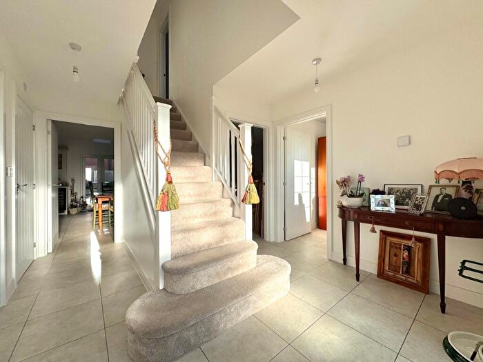 5 Bedroom Detached House For Sale In King Street, Faringdon, SN7