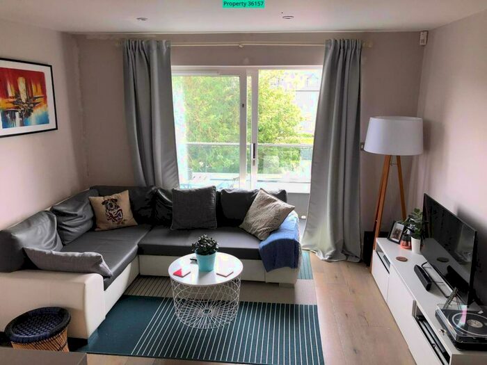 1 Bedroom Flat To Rent In Cumnor Hill, Cumnor, Oxford, OX2