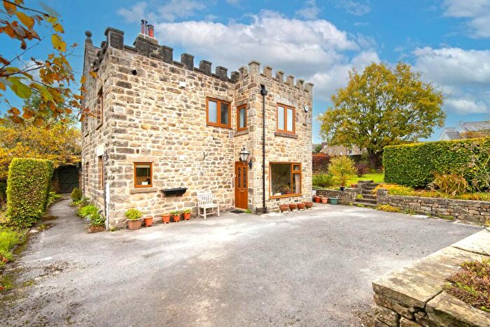 4 Bedroom Detached House For Sale In Matlock Road, Ashover, S45