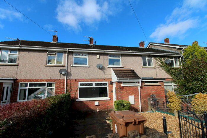 3 Bedroom Terraced House To Rent In Sirhowy View, NP12