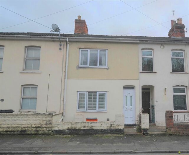 3 Bedroom Terraced House To Rent In Clifton Street, Swindon, SN1