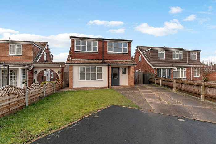 4 Bedroom Detached House For Sale In Woodfield Close, Humberston, DN36