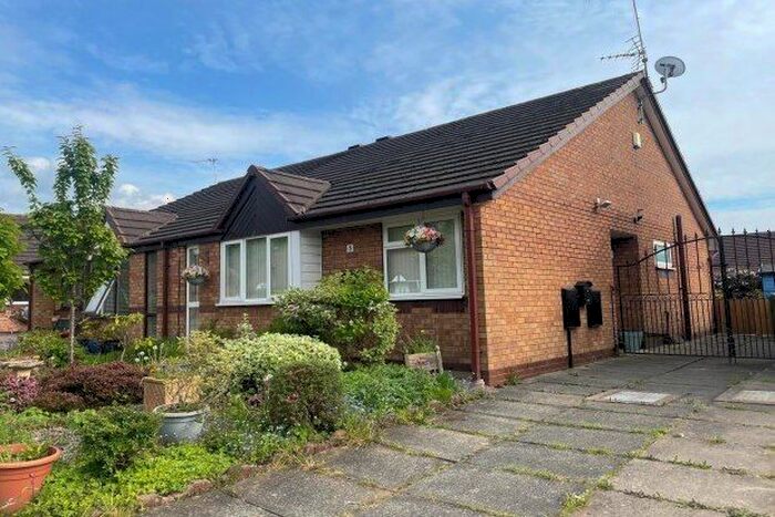 2 Bedroom Bungalow To Rent In Chigwell Close, Liverpool, L12
