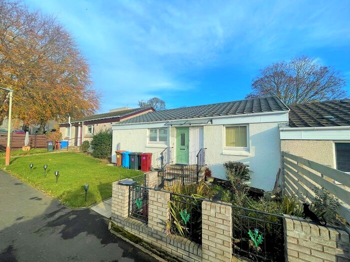 2 Bedroom Property To Rent In Craigie Drive, Dundee, DD4