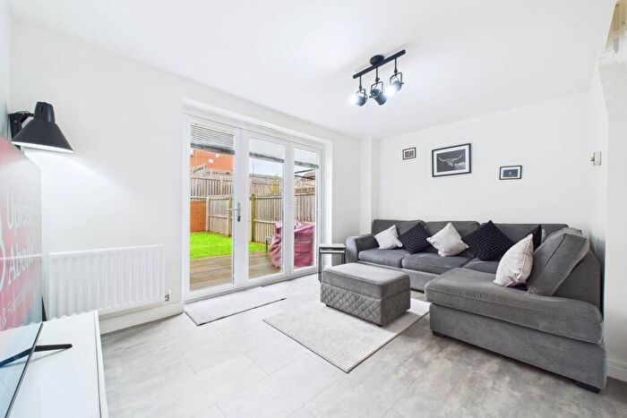 2 Bedroom Terraced House For Sale In Shott Drive, Blantyre, G72