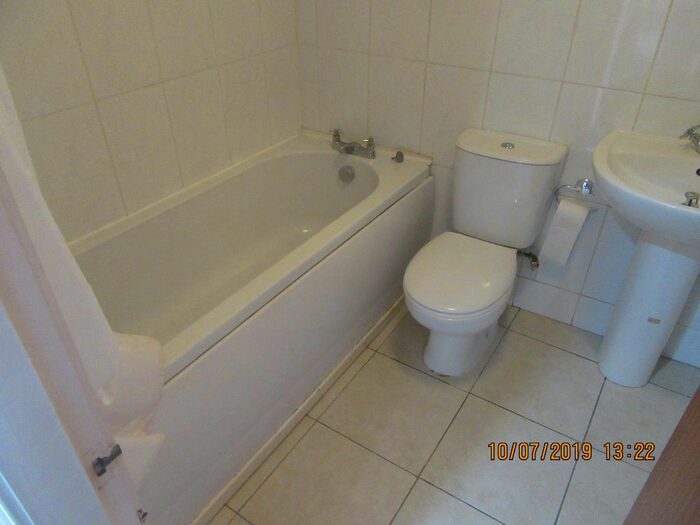 1 Bedroom Flat To Rent In West Street, Dundee, DD3