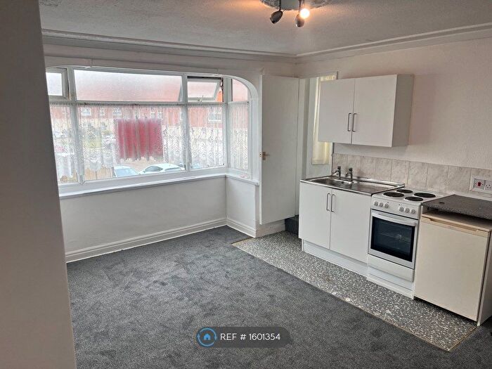 1 Bedroom Flat To Rent In Ellerbeck Road, Thornton-Cleveleys, FY5