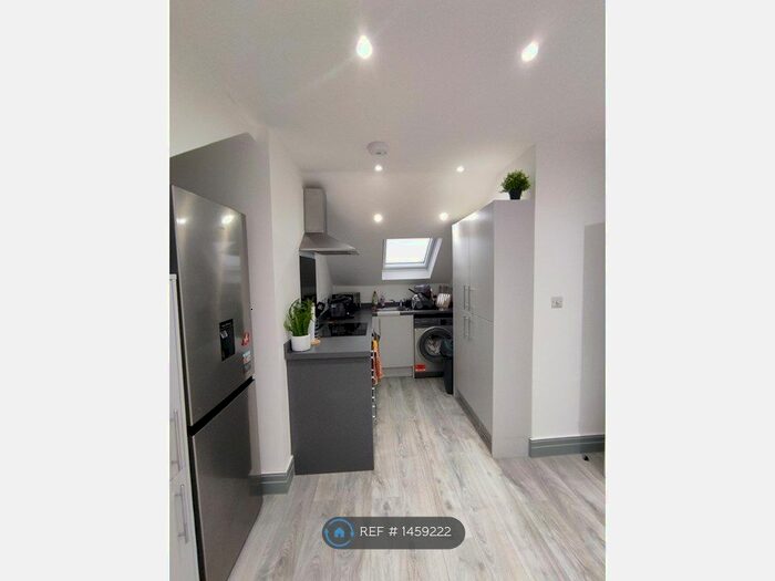 1 Bedroom Flat To Rent In Thornton Heath, London, CR7