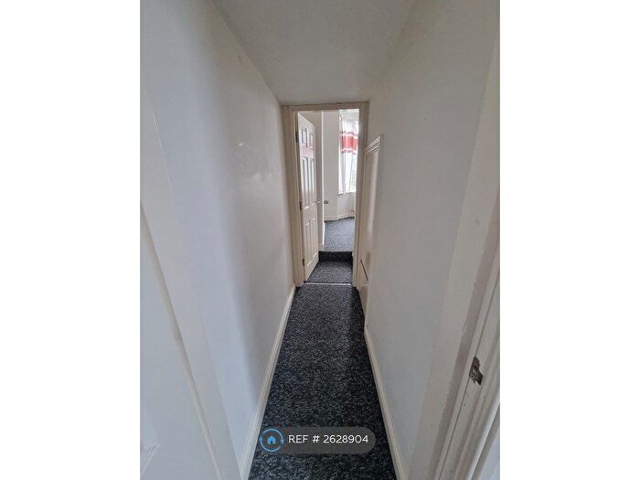 1 Bedroom Flat To Rent In St. Marys Crescent, Doncaster, DN1