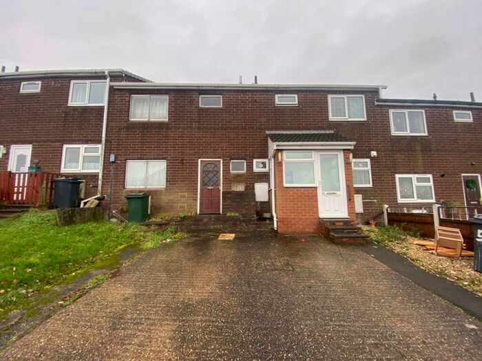 3 Bedroom Terraced House To Rent In Fenton Way, Rotherham, ., S61
