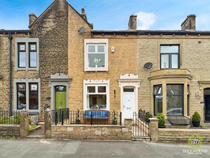 2 Bedroom Terraced House For Sale In Station Road, Rishton, BB1