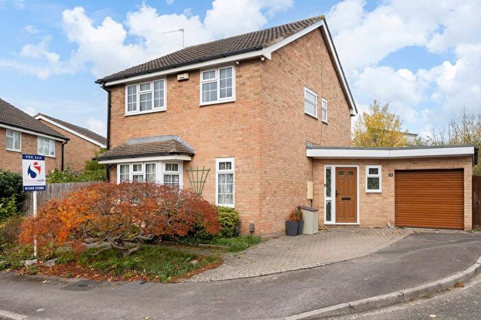 4 Bedroom Detached House For Sale In Darwin Close, Cheltenham, GL51