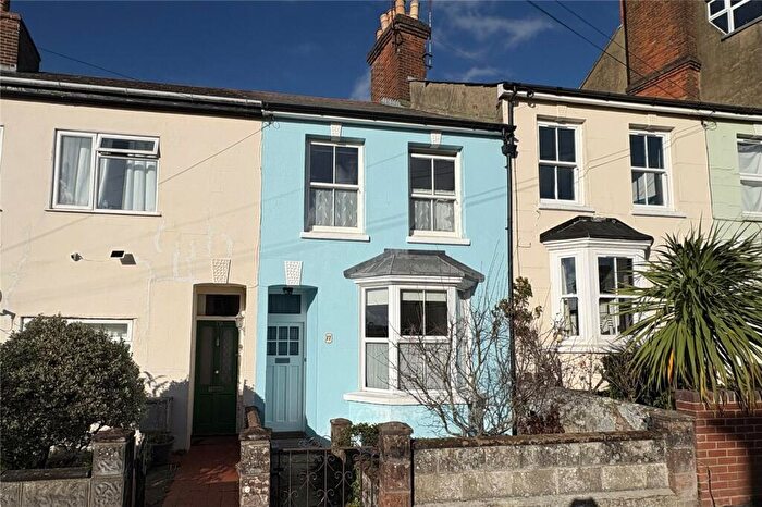 2 Bedroom Terraced House For Sale In Queens Road, Aldershot, Hampshire, GU11