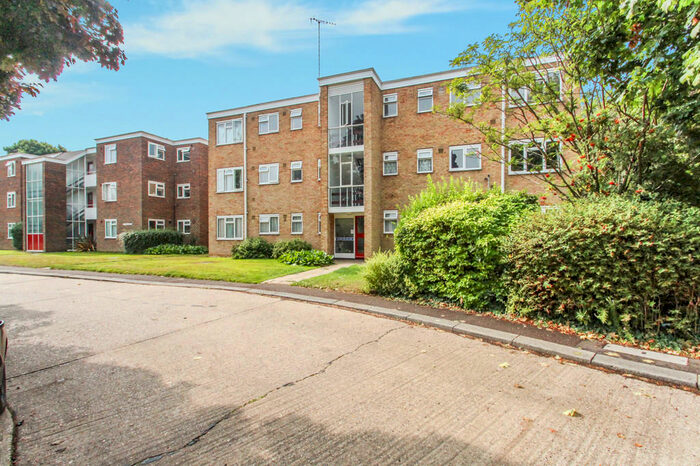 2 Bedroom Ground Flat To Rent In Jupps Lane, Goring-by-sea, BN12