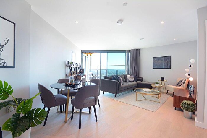 1 Bedroom Flat To Rent In Churchyard Row, Elephant And Castle, London, SE11