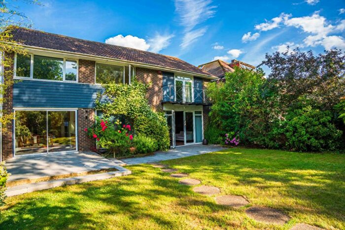 5 Bedroom Detached House To Rent In Sheldon Avenue, Highgate, N6