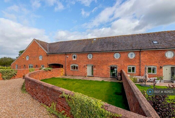 4 Bedroom Semi-Detached House To Rent In Cooks Pit Barns, Faddiley, Nantwich, CW5