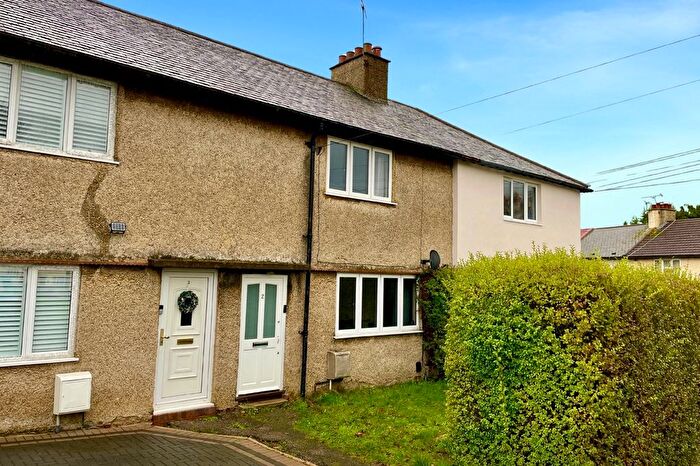 3 Bedroom Terraced House For Sale In Goodden Crescent, Farnborough, GU14