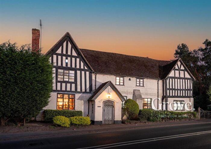 5 Bedroom House For Sale In Worcester Road, Harvington, DY10