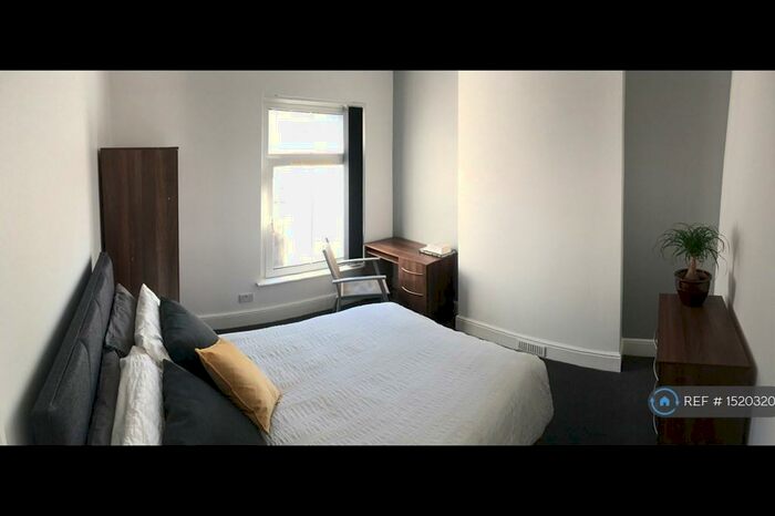 4 Bedroom Terraced House To Rent In Brynmill Terrace, Brynmill, Swansea, SA2