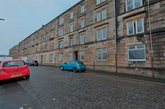2 Bedroom Apartment To Rent In Cochrane St, Paisley, PA1