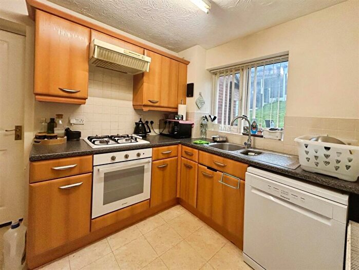 3 Bedroom Detached House To Rent In Lavender Close, Shirebrook, NG20