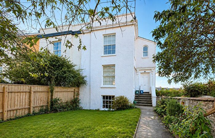 3 Bedroom Maisonette For Sale In Albion Terrace, Exmouth, EX8