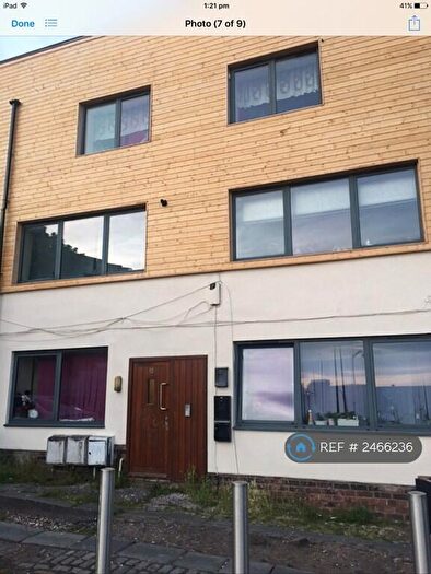 2 Bedroom Flat To Rent In Furlong Passage, Stoke-On-Trent, ST6