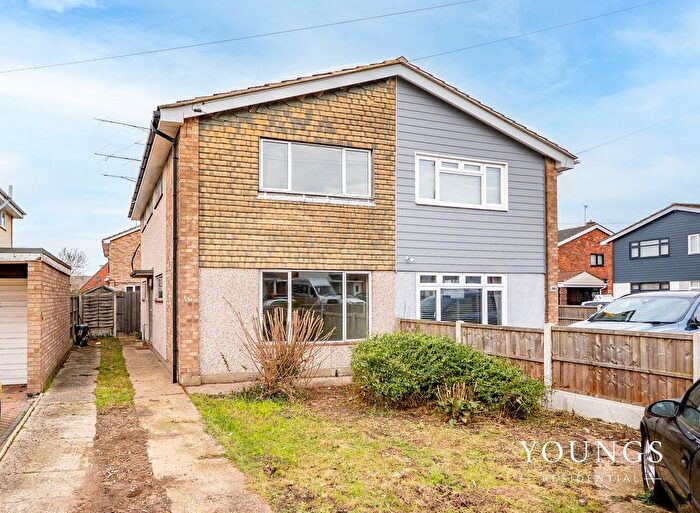 3 Bedroom Semi-Detached House For Sale In Stansfield Road, Benfleet, SS7