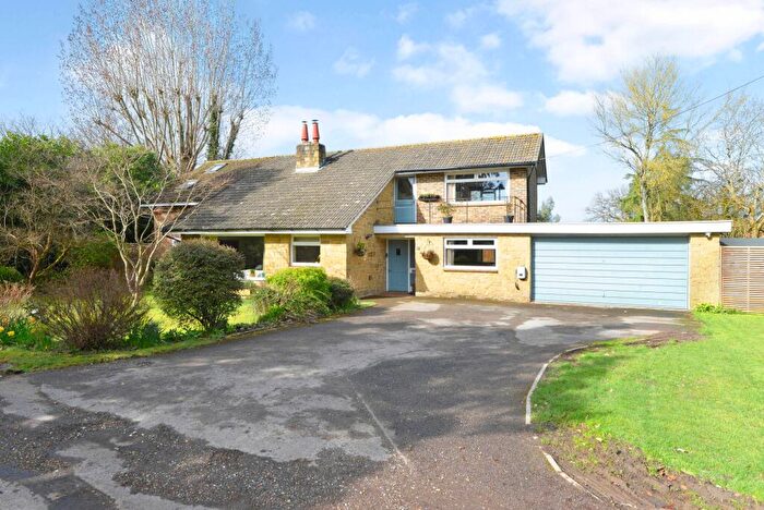 4 Bedroom Detached House For Sale In Stone Hatch, Alfold, GU6