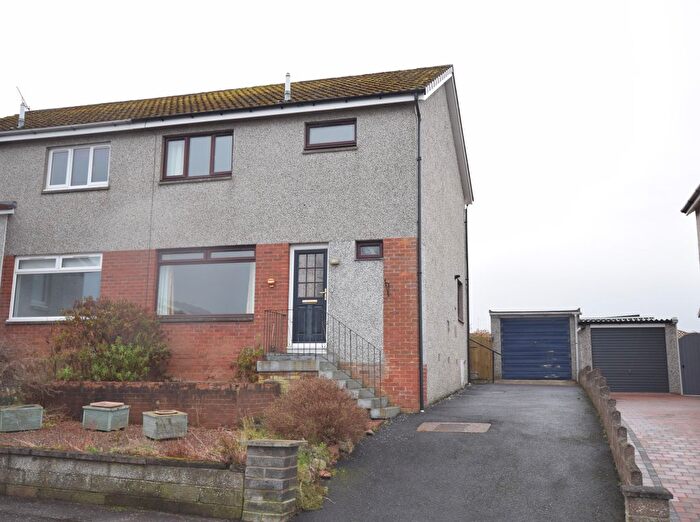 3 Bedroom Semi-Detached House To Rent In Windsor Gardens, St. Andrews, KY16