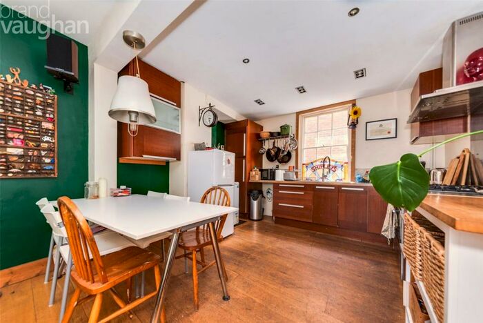 2 Bedroom Apartment To Rent In Church Street, Brighton, East Sussex, BN1