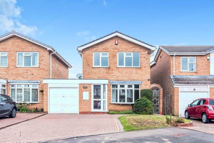 3 Bedroom House To Rent In Lytham Close, Minworth, Sutton Coldfield, B76