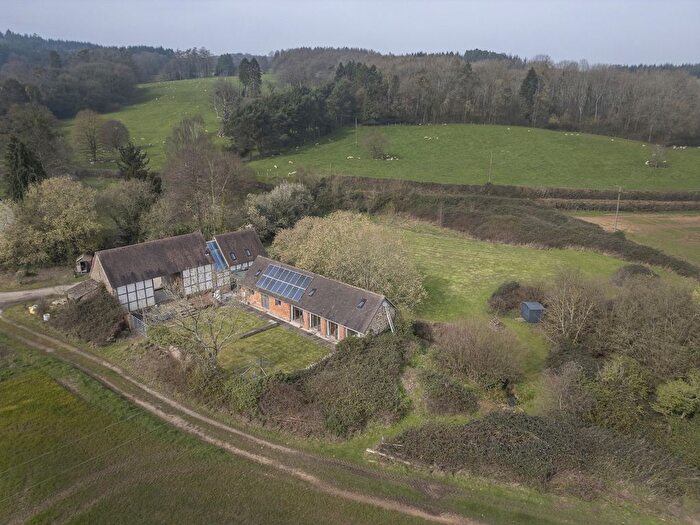 4 Bedroom Barn Conversion For Sale In Newent Lane, Huntley, Gloucester Gloucestershire, GL19